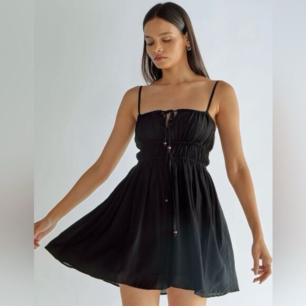 NWT Summer Away Bella Mini Dress Black with adjustable straps